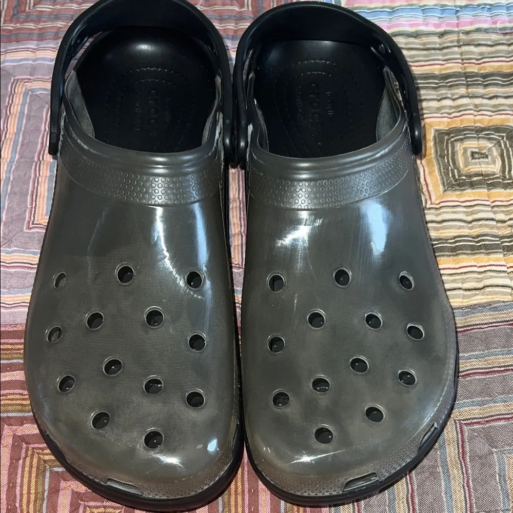 CROCS NWOT Classic Translucent Smoke Gray Ventilated Clogs Summer Outdoors